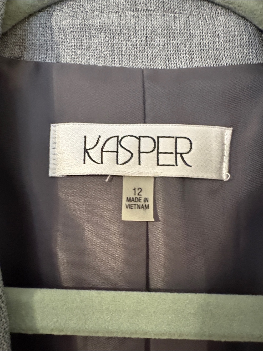 Kasper Gray Women's Two-Piece Business Pantsuit - Picture 2 of 5